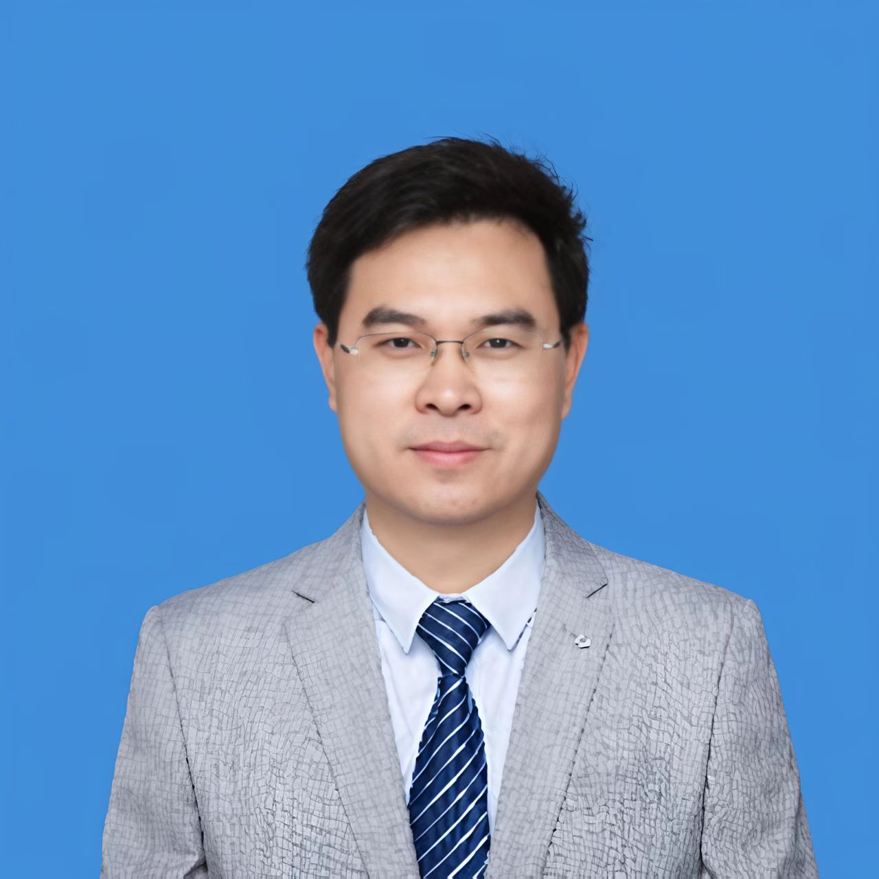 开云网页版登录入口创新论坛第一千九百六十三讲：Emergent universal physics in  far-from-equilibrium dynamics:  when interaction meets topology and transport
